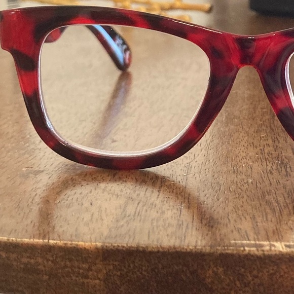 Betsey Johnson Red Tortoise Lisa Reader +2.00 NWOT - Picture 7 of 7